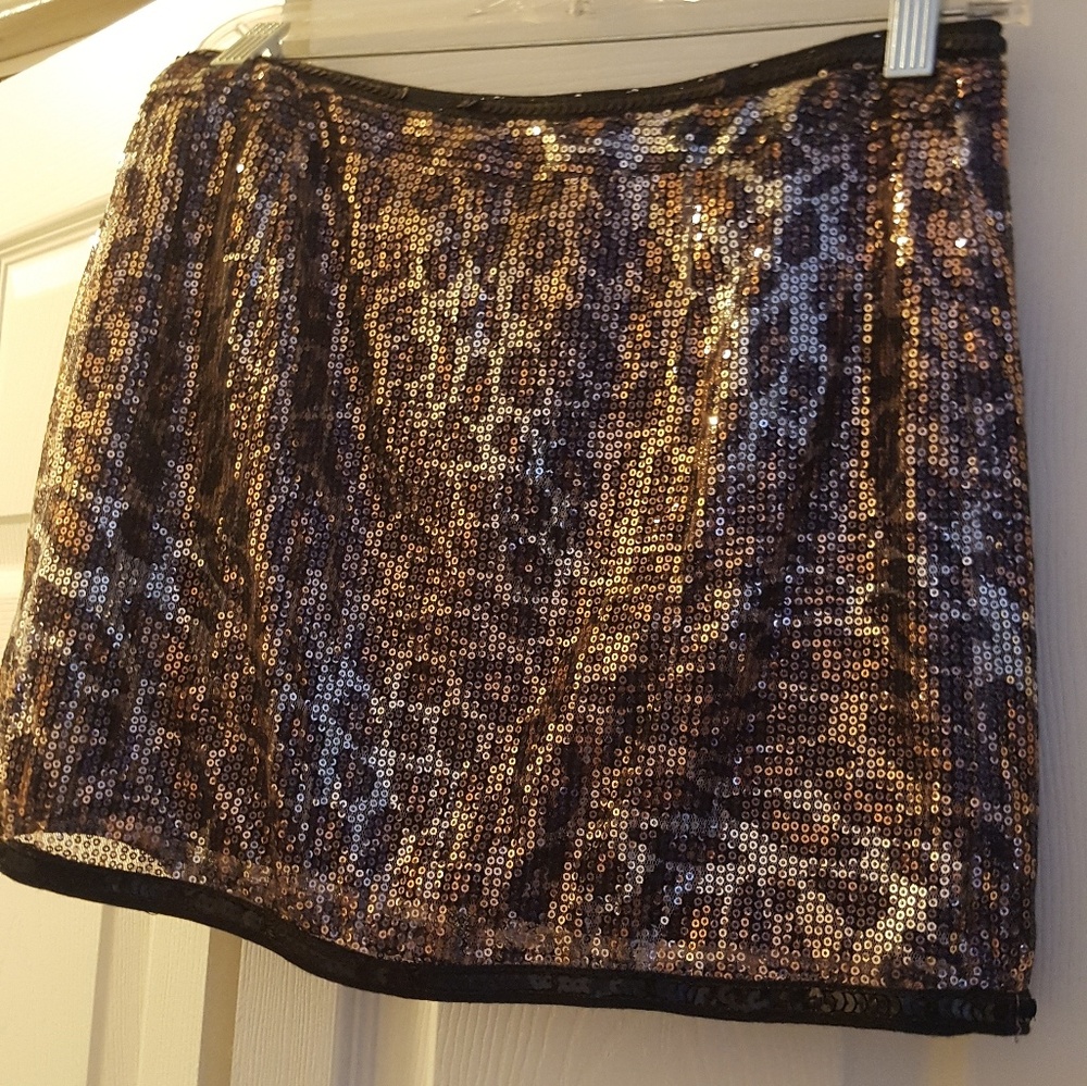 Sequence Skirt